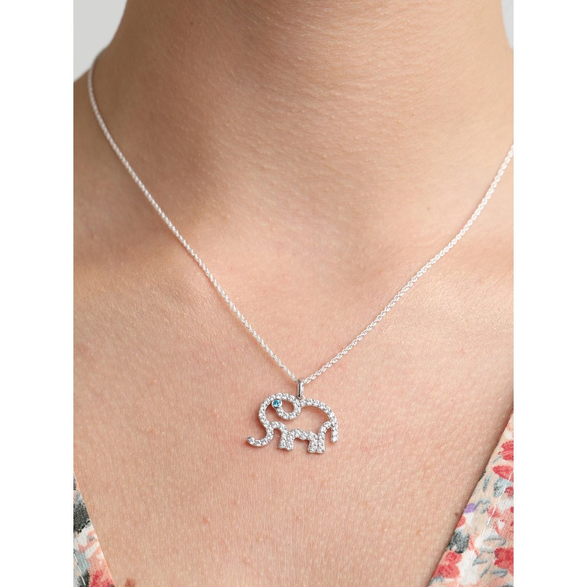 Elephant Pendant Heart Elephant Necklace Love Jewelry Lucky Chain Gift –  Gold Diamond Shop