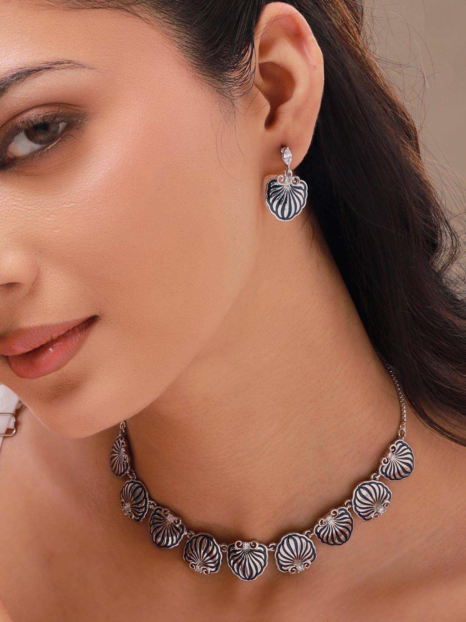 Voylla Blue Fractals In Nature Astral Symmetry Necklace Set