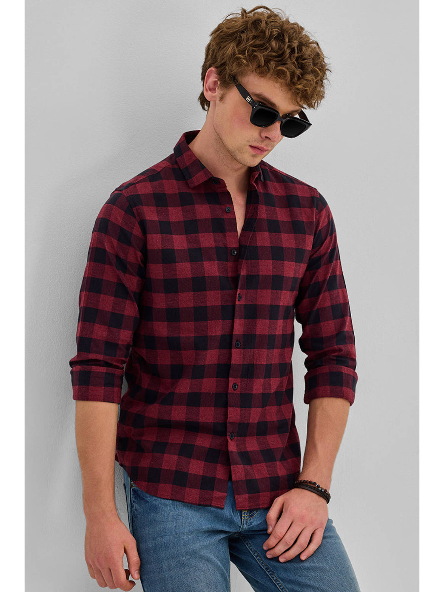 Snitch Red Buy Snitch Red Checks Slim Fit Shirt Online