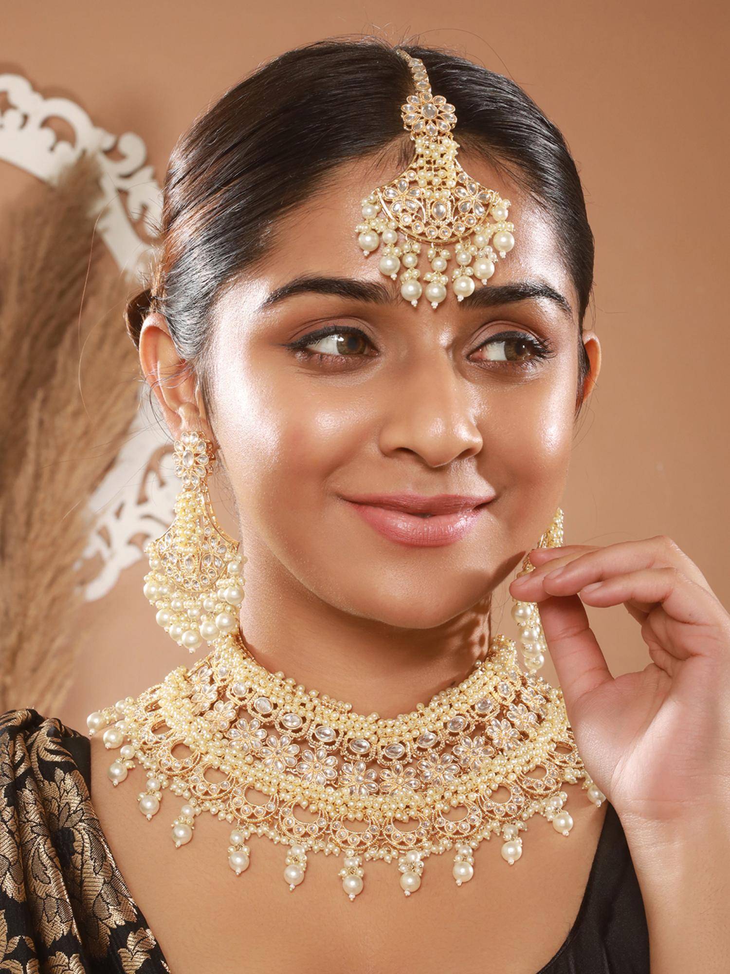 Aatmana Gold-Plated Kundan-Studded And Beaded Jewellery Set With Maangtikka