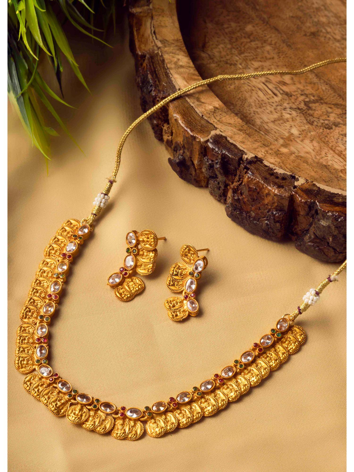 STILEADDA Gold Plated White Kemp Laxmi Coin Necklace Set