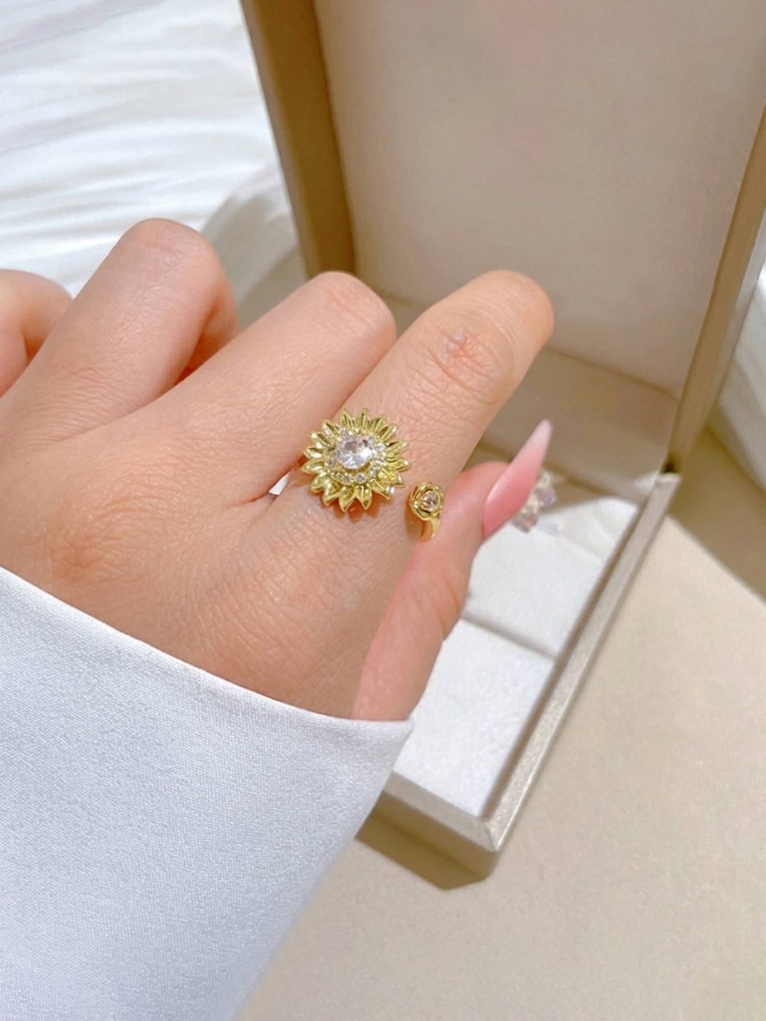 Designs & You Gold Plated Star Shaped Rotatable Adjustable Ring