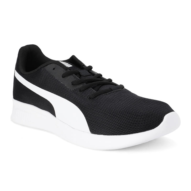 runner sports shoes price