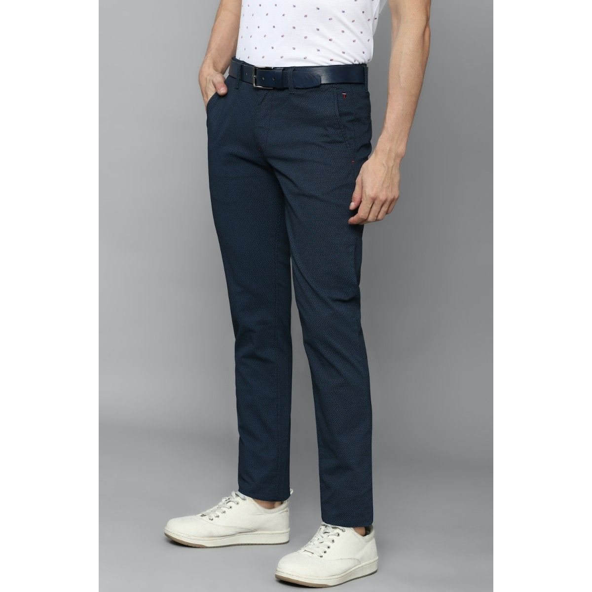 Louis Philippe Casual Trousers  Buy Louis Philippe Men Cream Slim Fit  Solid Flat Front Casual Trousers Online  Nykaa Fashion