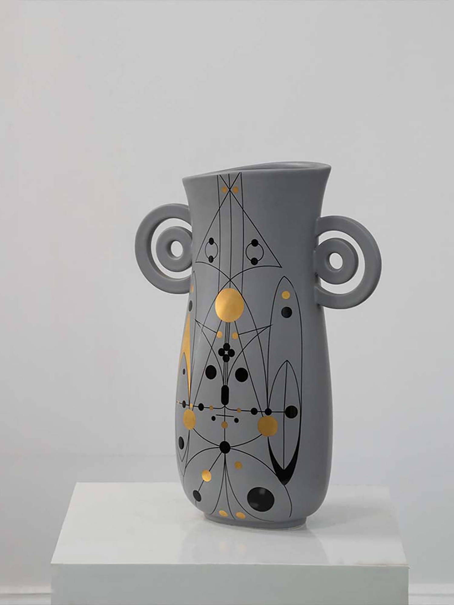 Whispering Homes Barrit Ceramic Flower Vase - Grey