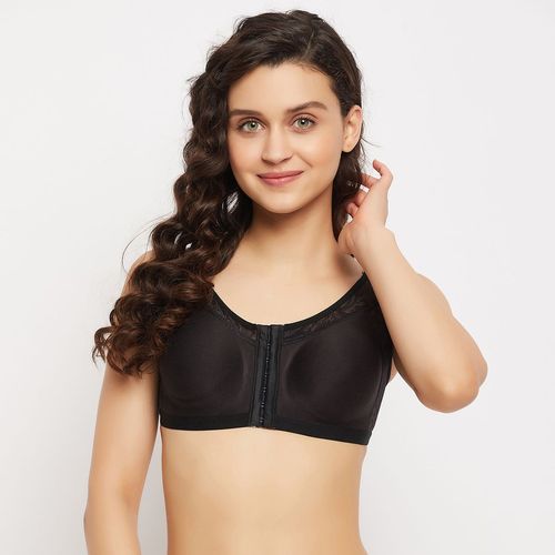 Buy Clovia Non-Wired Lightly Padded Spacer Cup Easy-On Front Open Full  Figure Bra Black - Cotton Online