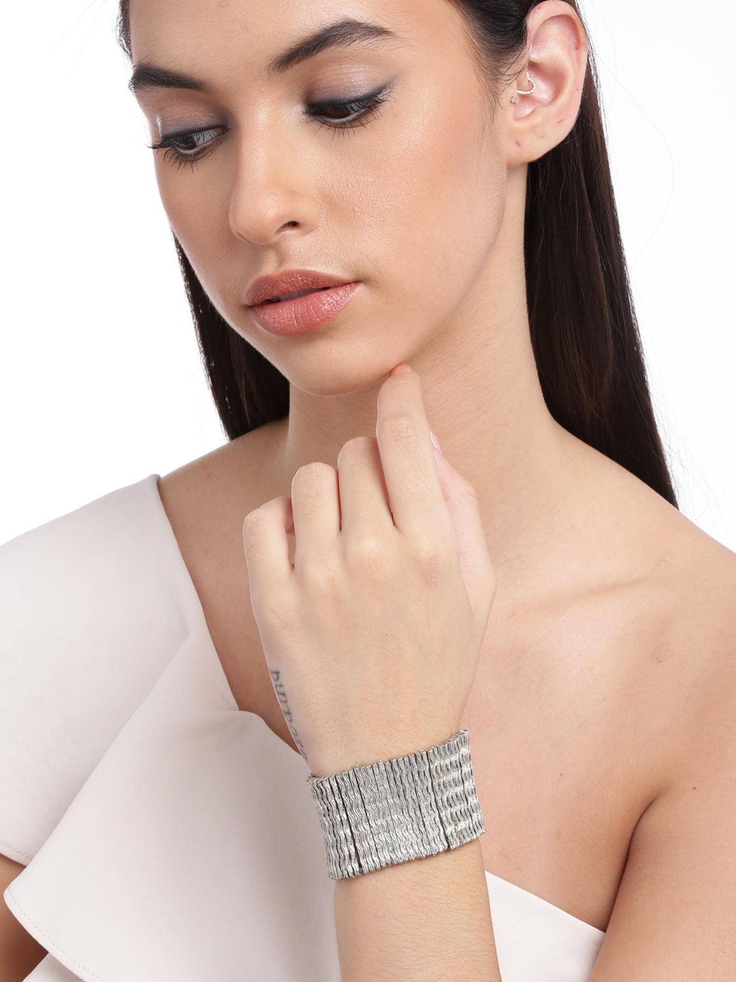 RICHEERA Women Silver-Toned Elasticated Bracelet
