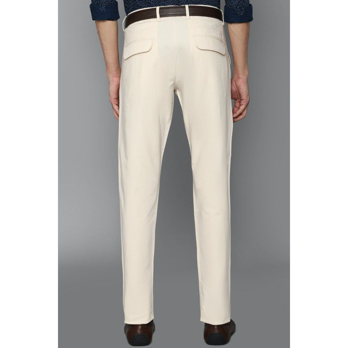 Buy Men Khaki Slim Fit Solid Casual Trousers Online - 775672 | Allen Solly