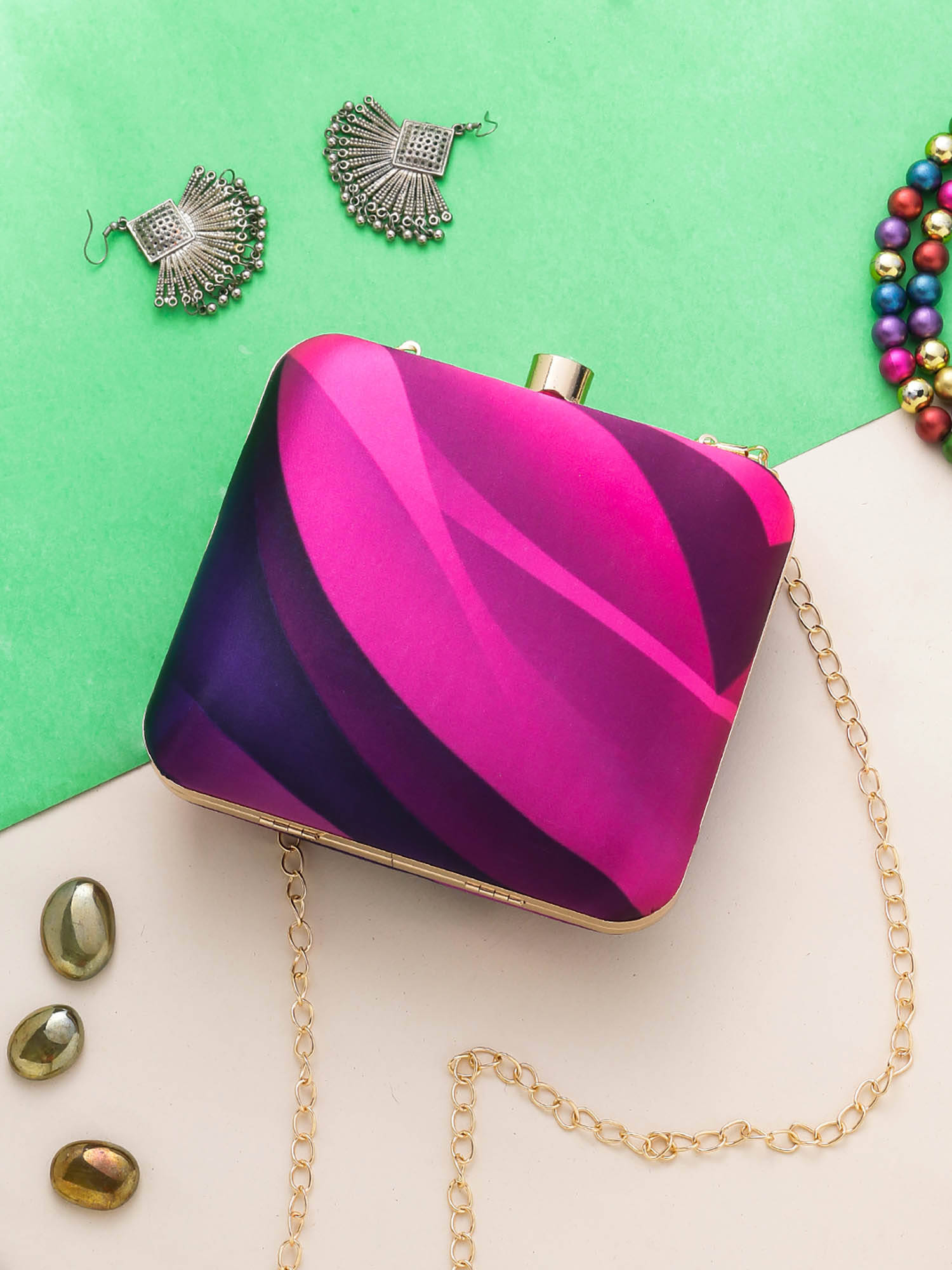 SWISNI Multi-Colour Printed Clutch Bag with Detachable Strap (M)