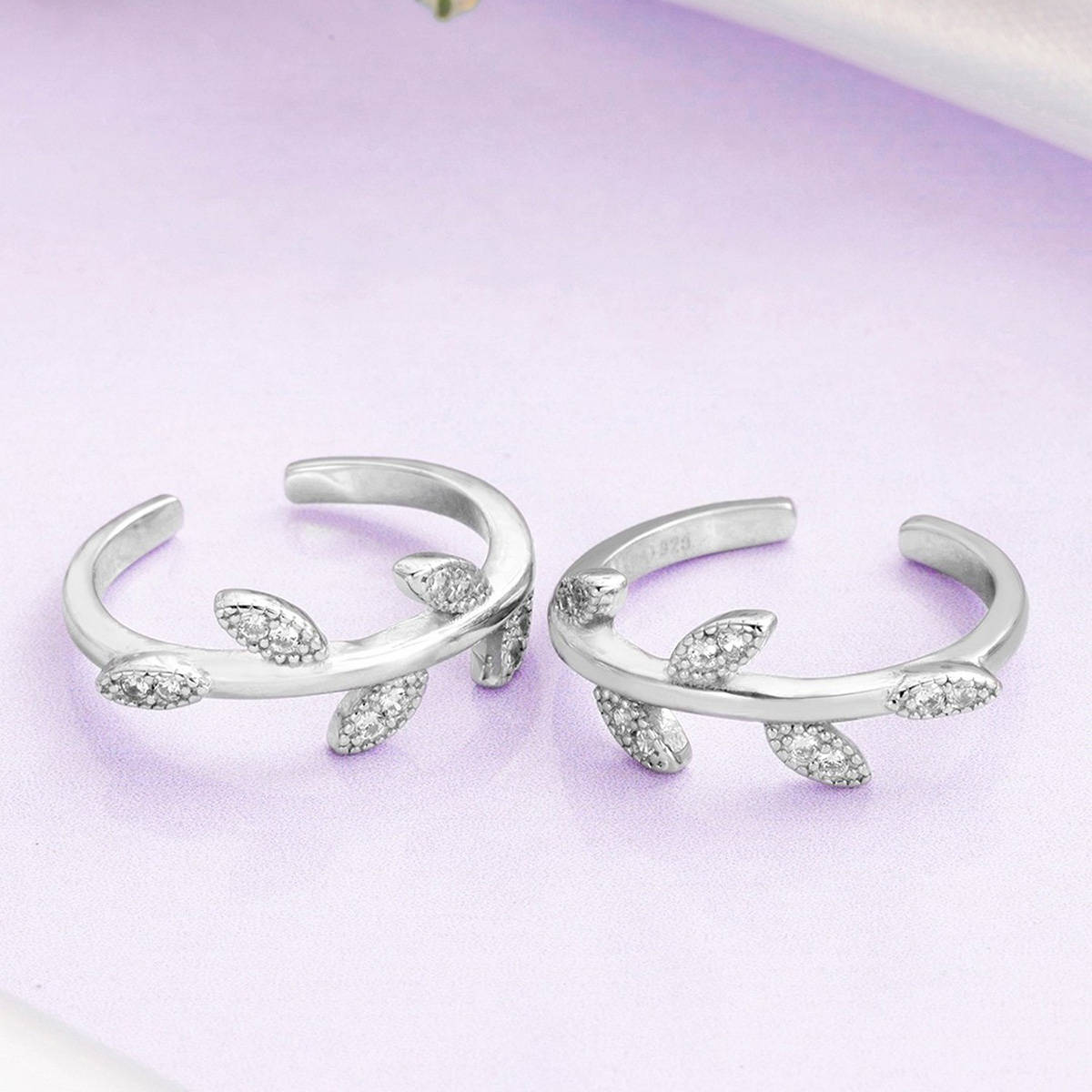 Zavya Classy CZ Leaf Rhodium Plated 925 Sterling Silver Toe Rings
