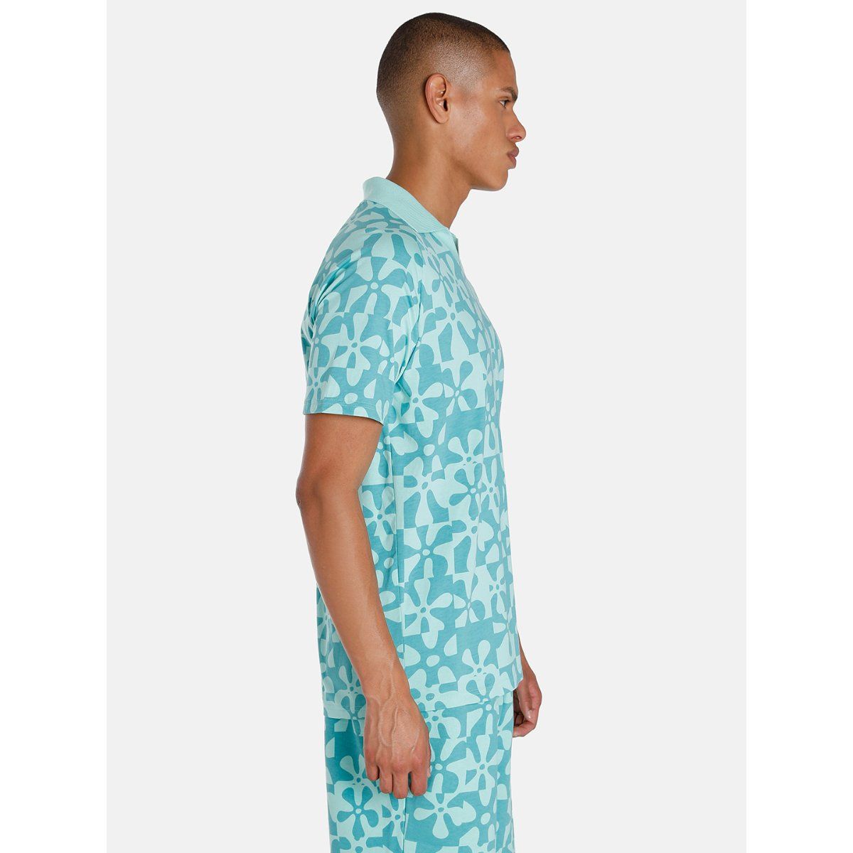 ■PUMA■ Puma Spongebob AOP V-neck Polo Short Sleeve T-Shirt Buy Puma X Spongebob Aop V-collar Mens Blue Polo T-shirt Online