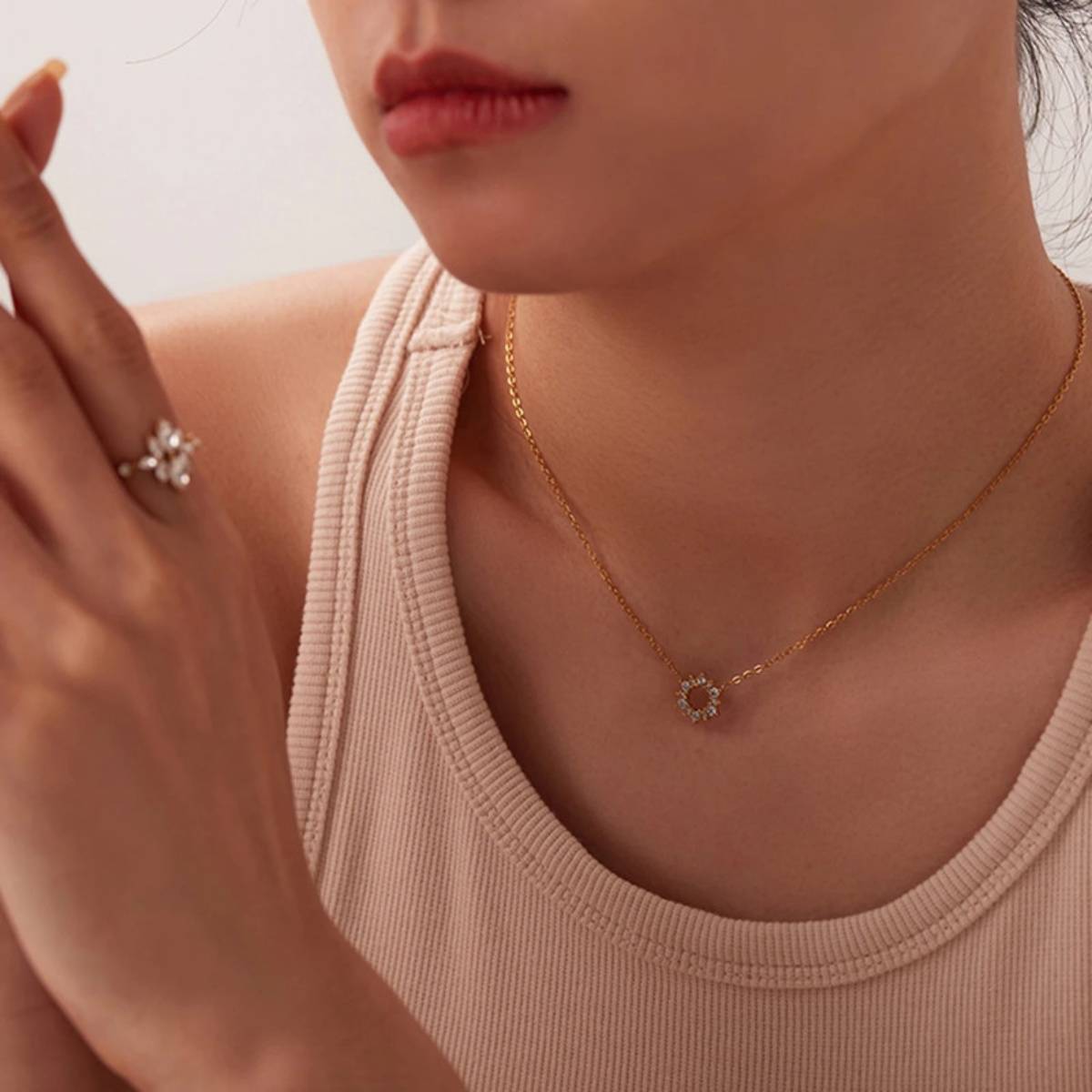 Inaya Accessories 18Kt Gold Plated Minimalistic Cubic Zirconia Sun Necklace Diana