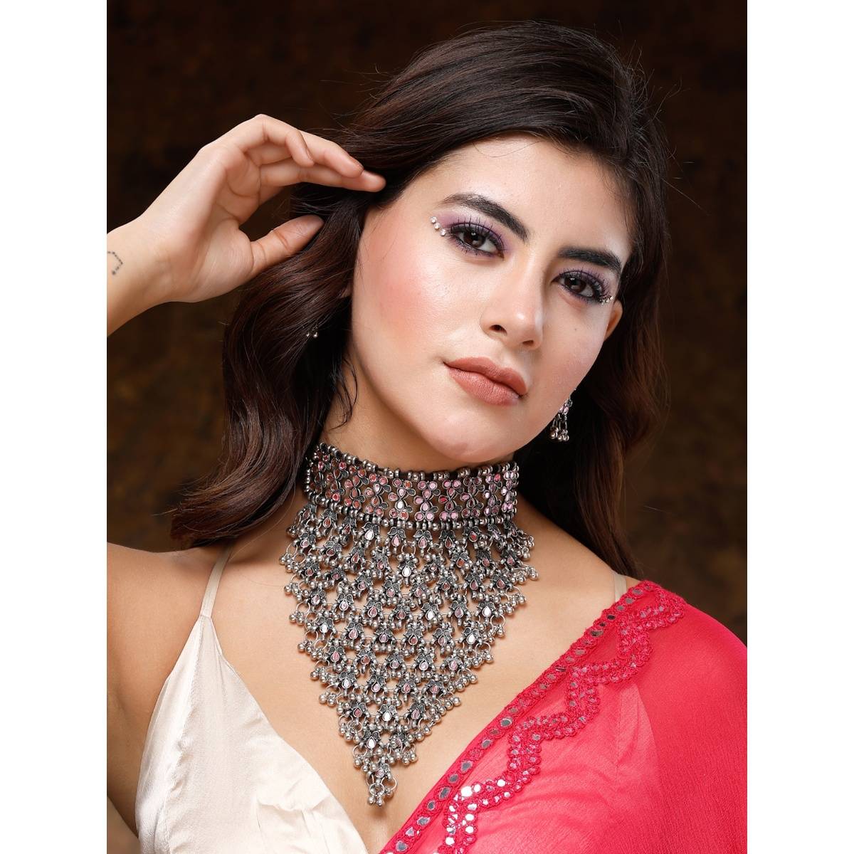 Moedbuille Mirrors & Stones Layered Tribal Oxidised Silver Plated Jewellery Set Pink