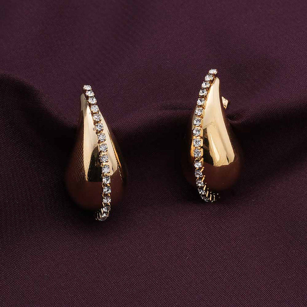Palmonas Dewdrop Delight Gold Stud Earring For Womens