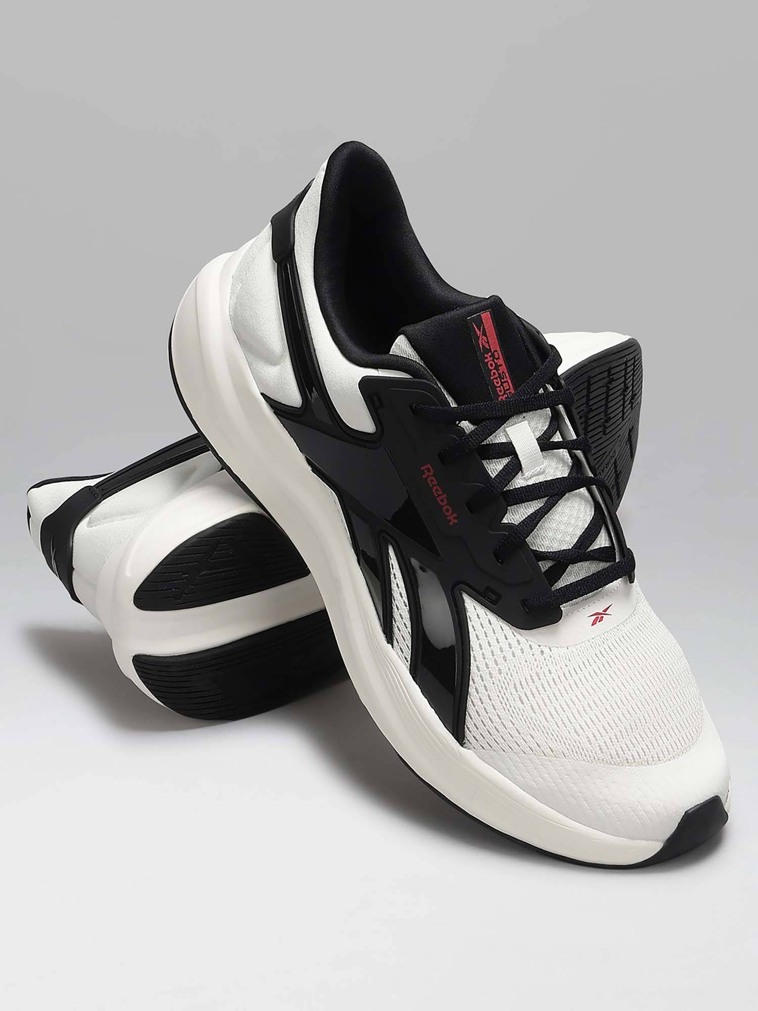 Buy Reebok Gusto Runergy Rd Supreme M - Men White Running Shoes Online