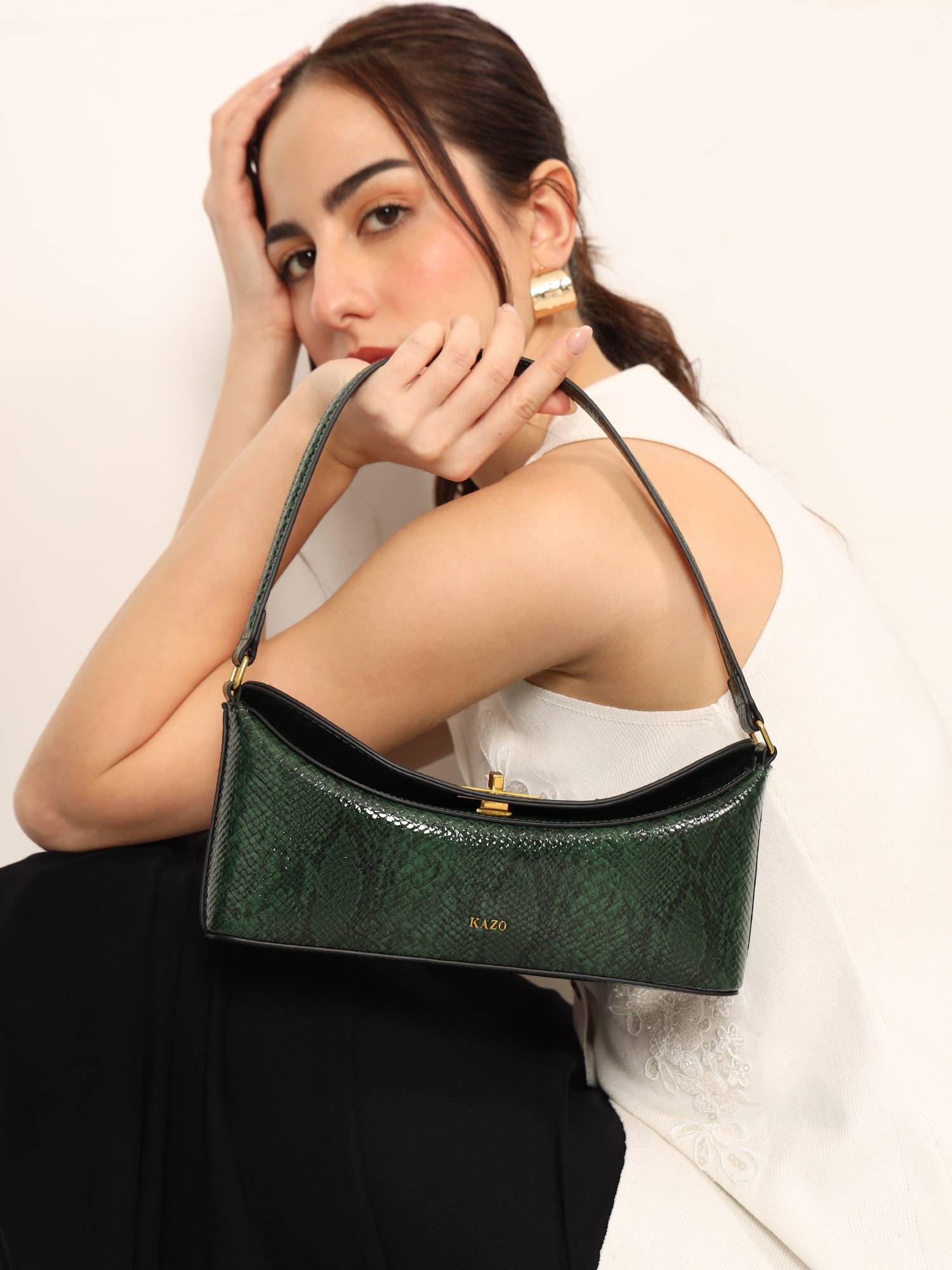 Kazo The Axis Shoulder Bag Green