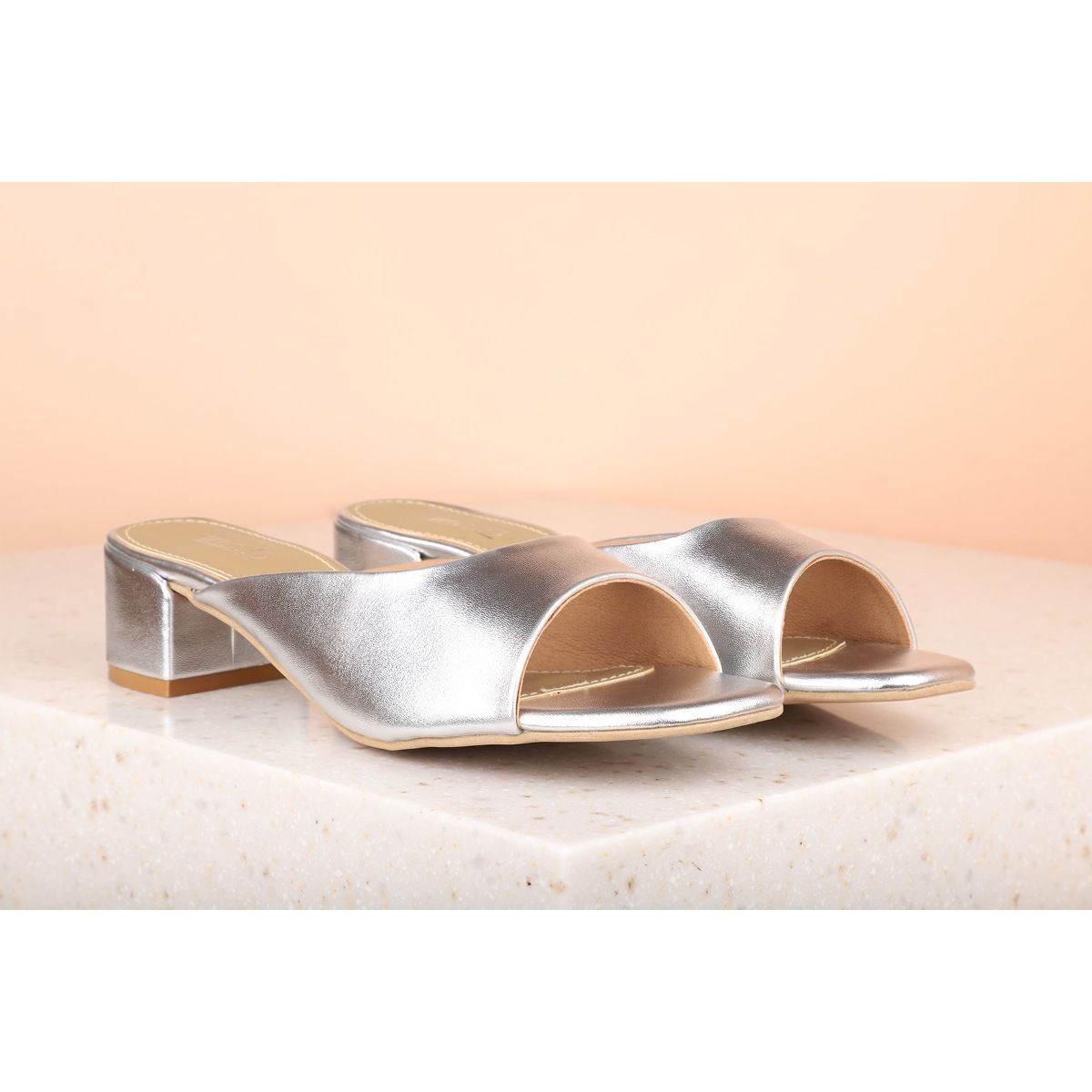 Inc hotsell silver heels