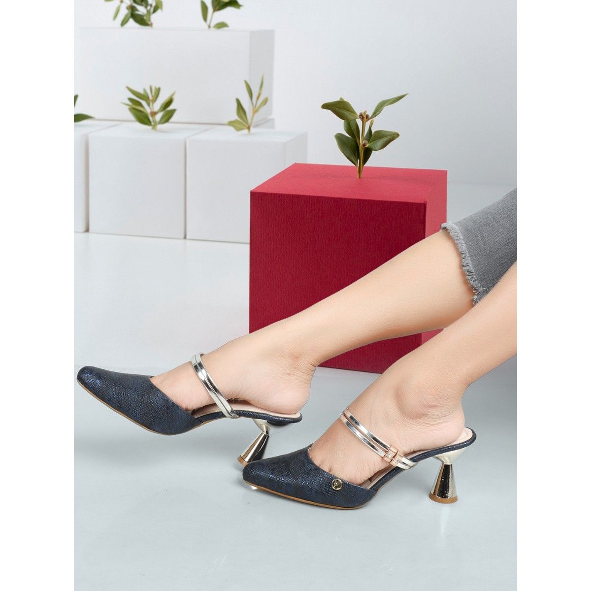 Womens navy blue on sale mules