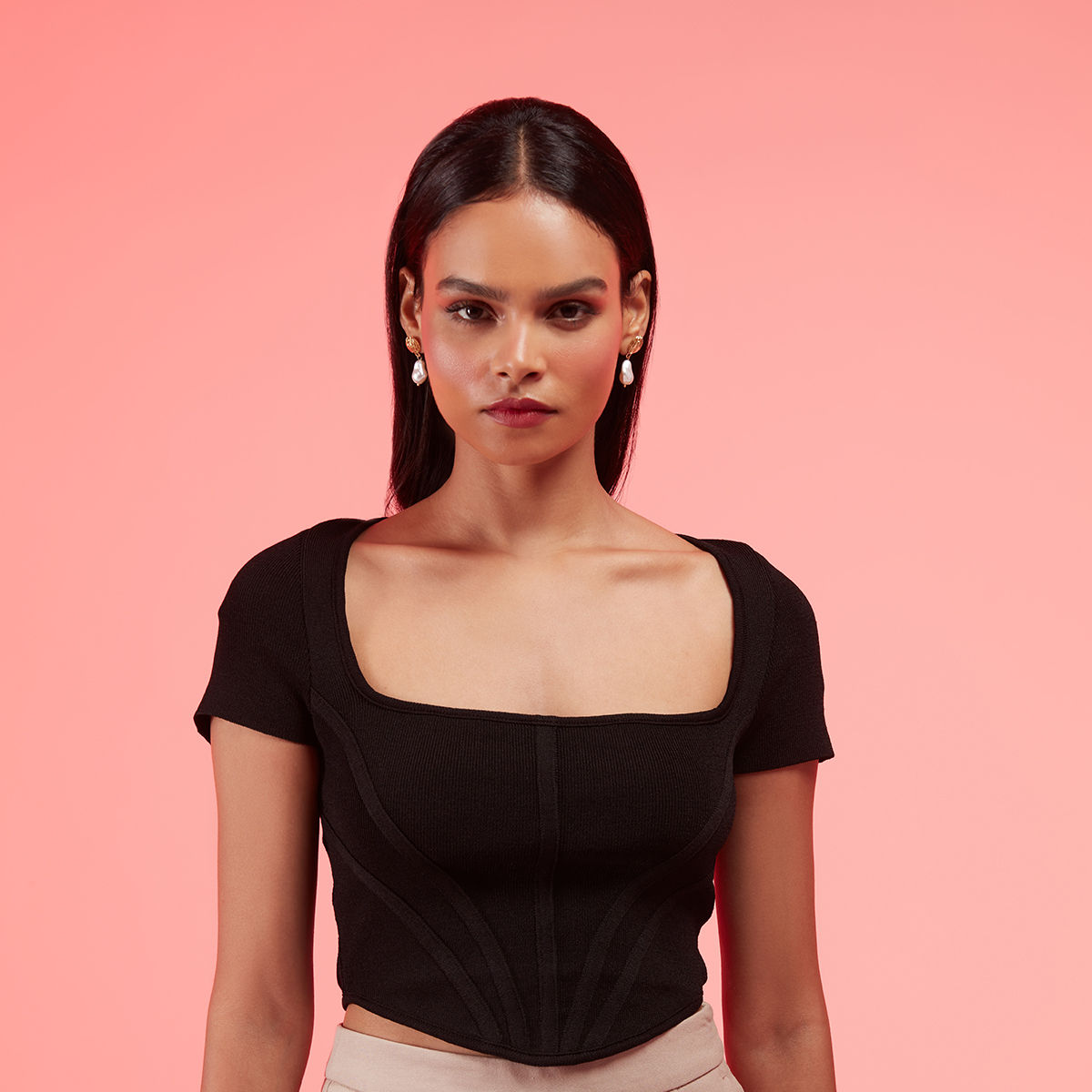 Buy RSVP by Nykaa Fashion Black Square Ribbed Corset Style Short Top Online