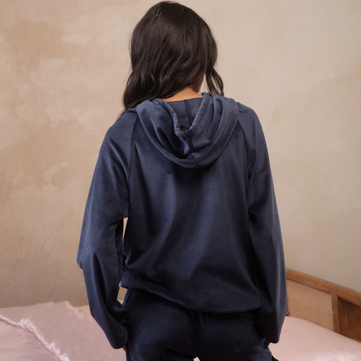 nykaa hoodie