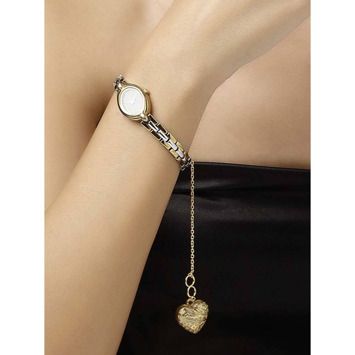 Dugran By Dugristyle Zar-e-Sheesham Watch Charm
