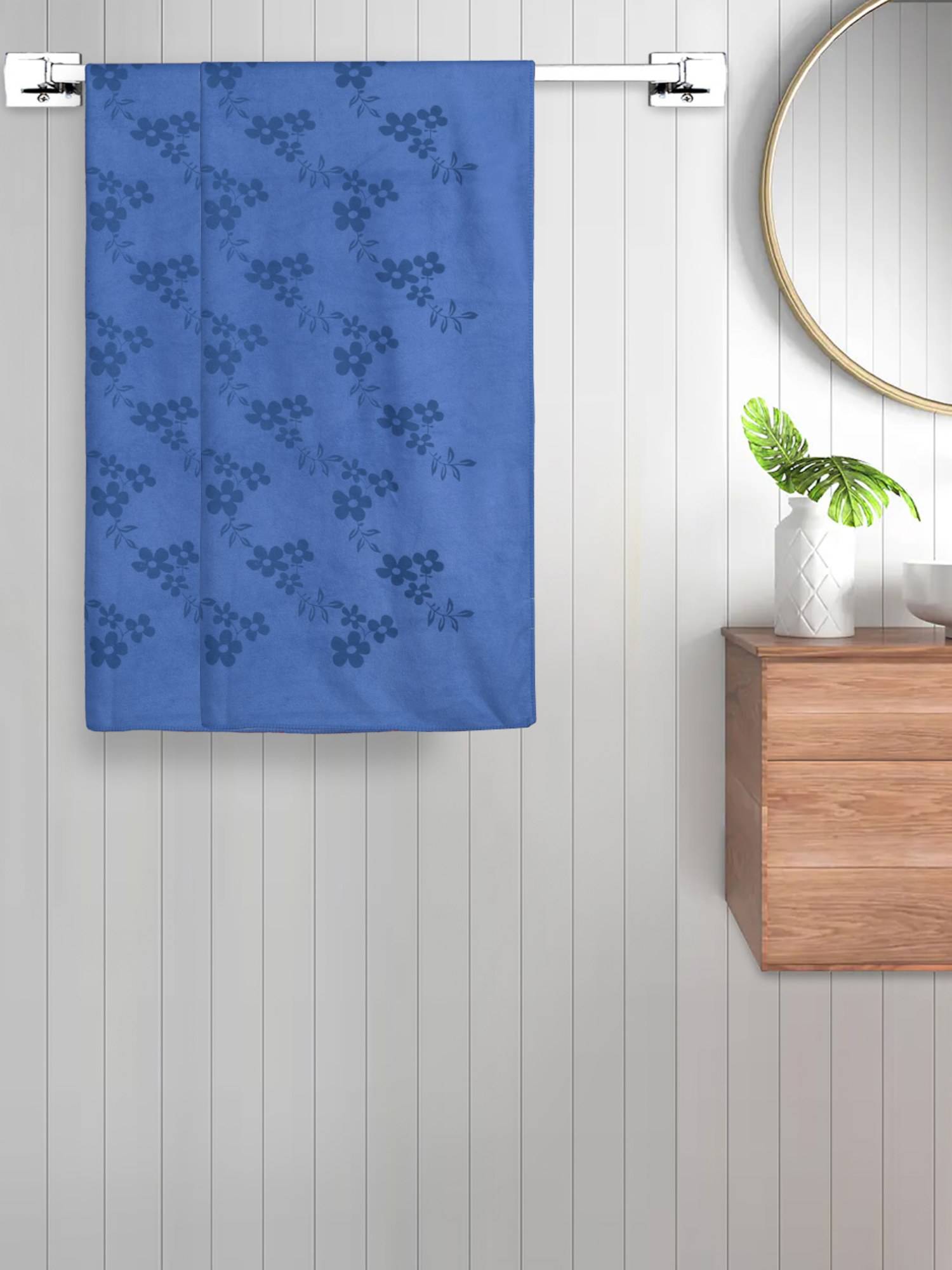 FABINALIV Blue Floral 420 Gsm Cotton Bath Towels (Pack of 2)