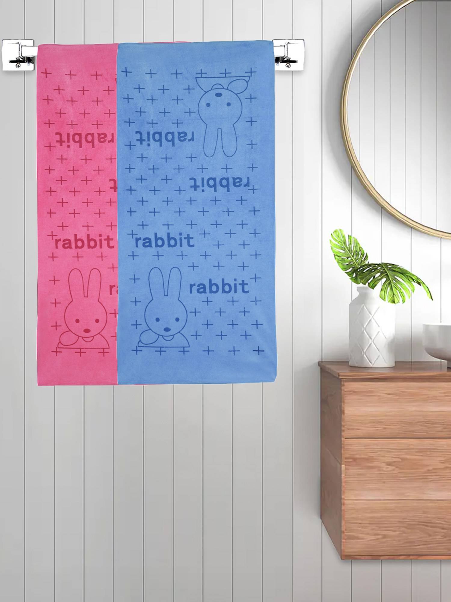 FABINALIV Multicolor Cartoon 300 Gsm Cotton Kids Bath Towels (Pack of 2)