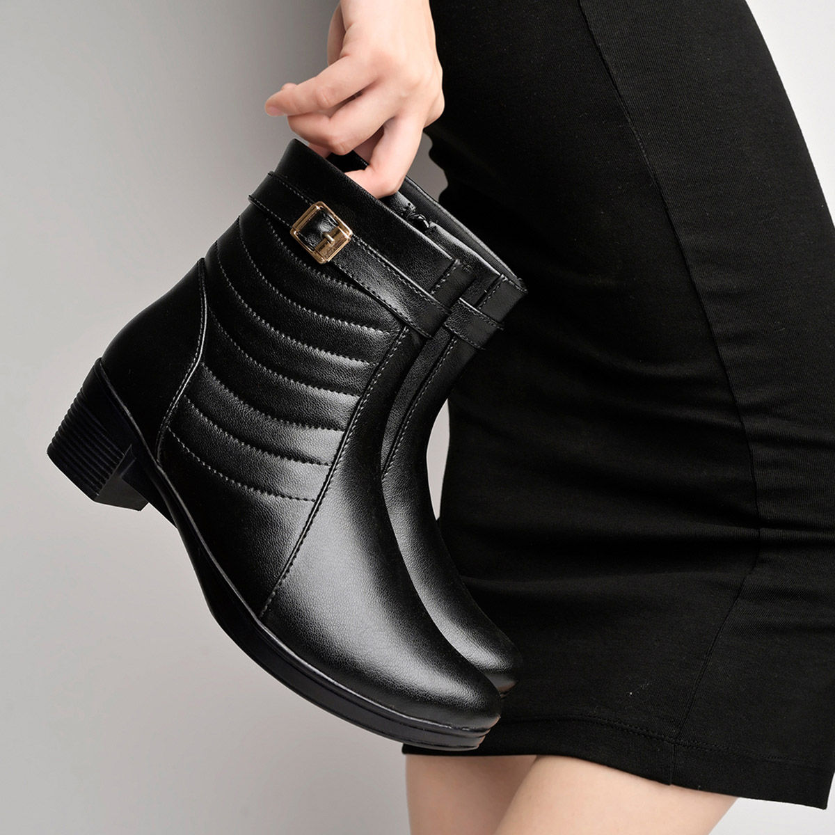 womens black sneaker boot