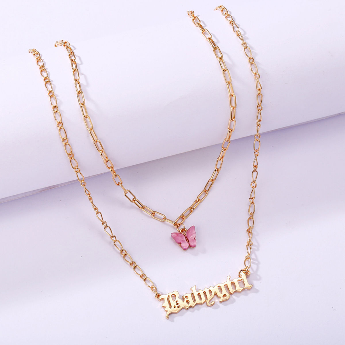 Babe Nameplate Necklace - Gold - sosorella