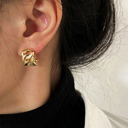 Buy Yellow Chimes Gold Plated Linked Design Clip-On Earrings Online