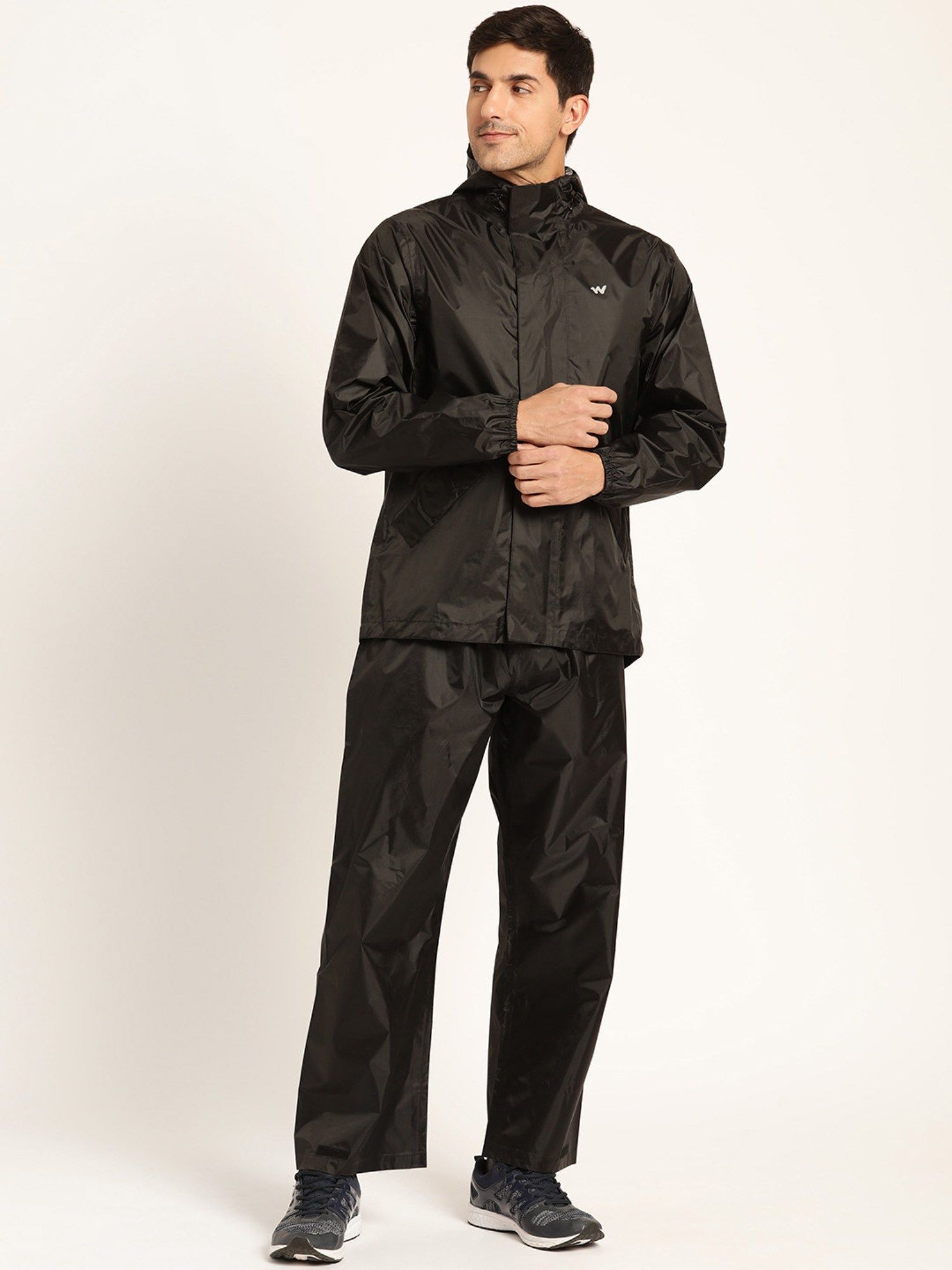 Wildcraft raincoat with top pant