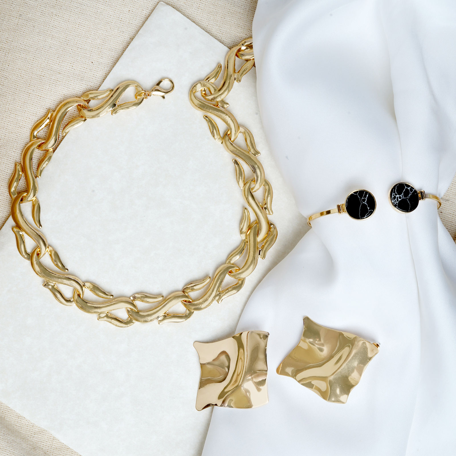 Joker \u0026 Witch Golden Nectar Jewelry Set 