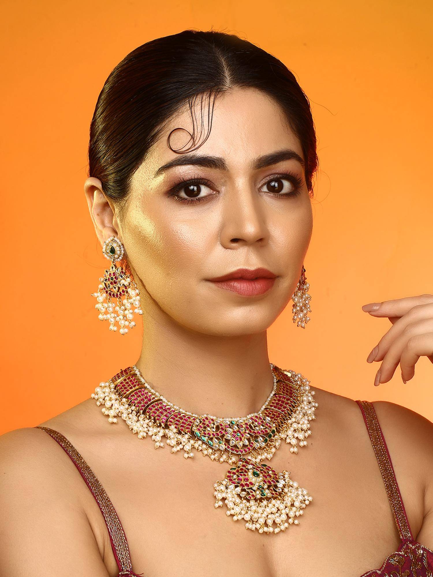 Auraa Trends Pink Kundan Bridal Necklace with Earrings Traditional Wedding Jewellery