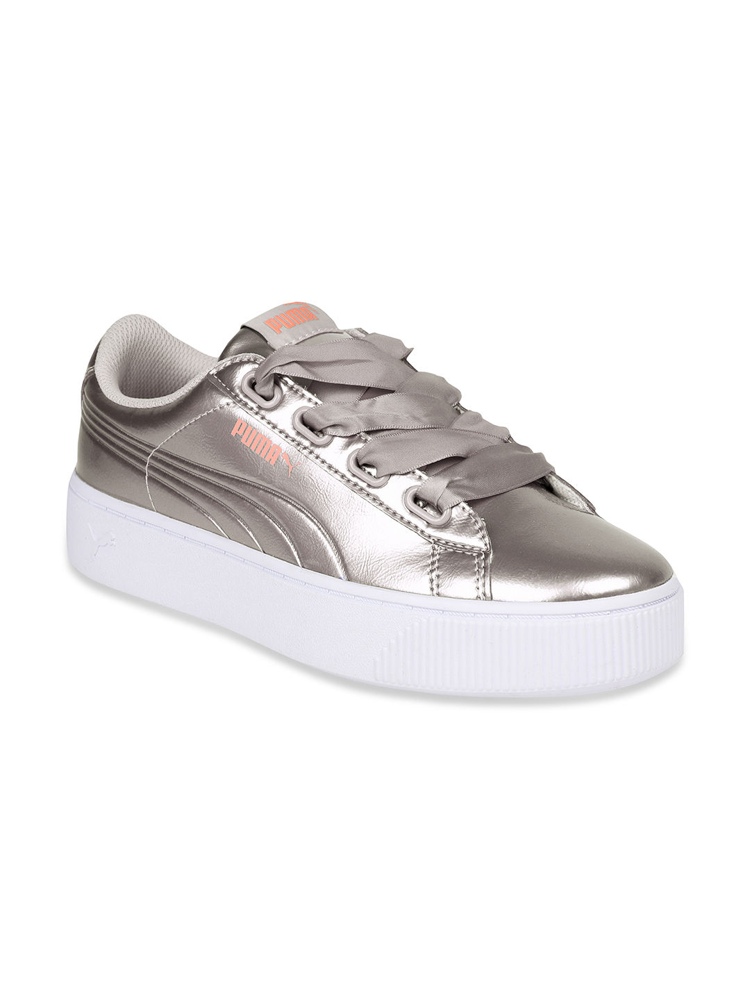 bestellen trog vliegtuig Puma Vikky Stacked Ribbon P Women Casual Shoes - Silver (4): Buy Puma Vikky  Stacked Ribbon P Women Casual Shoes - Silver (4) Online at Best Price in  India | Nykaa