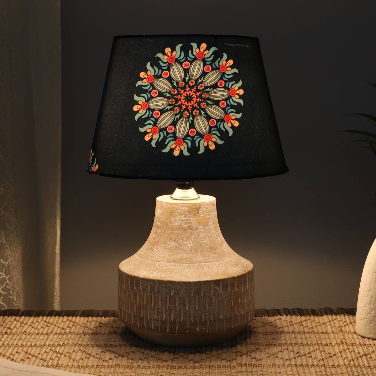 Tu Casa Navy Blue Elegant Mangowood Table Lamp For Home Decoration