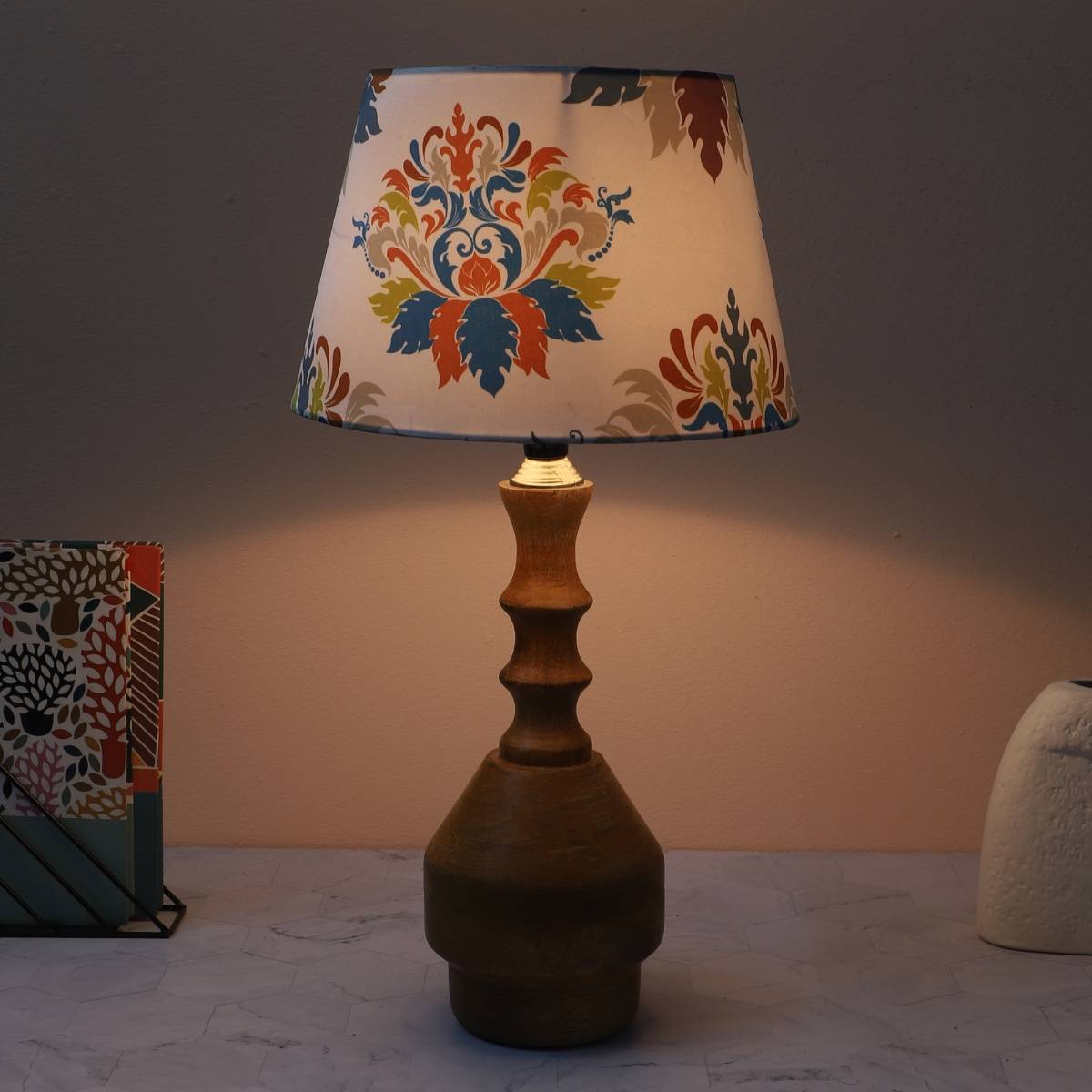 Tu Casa White Bottle Shape Tan Color Mangowood Table Lamp For Home Decoration