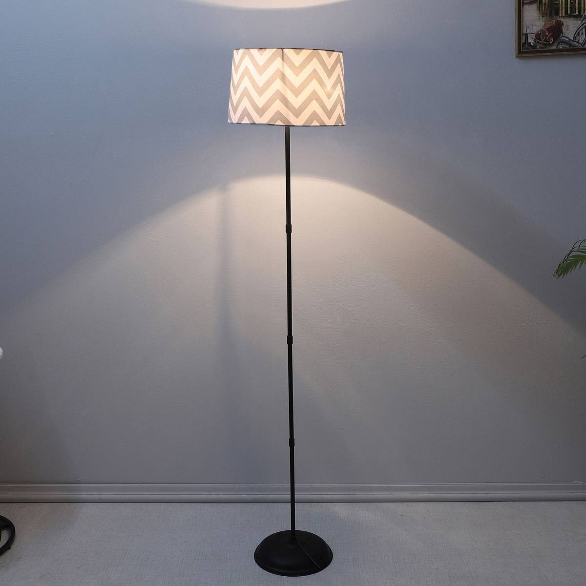 Tu Casa Multi-Color Black Metal-Iron Base Foldable Floor Lamp With Maze Print For Bedroom
