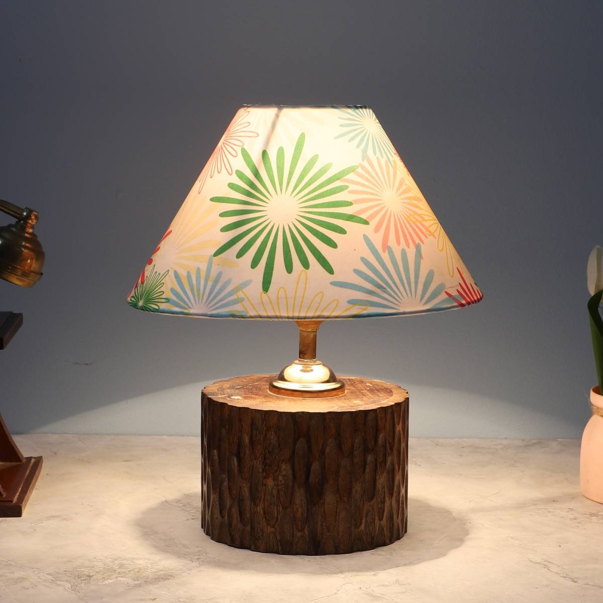 Tu Casa White Cylindrical Mangowood Table Lamp For Home Decoration