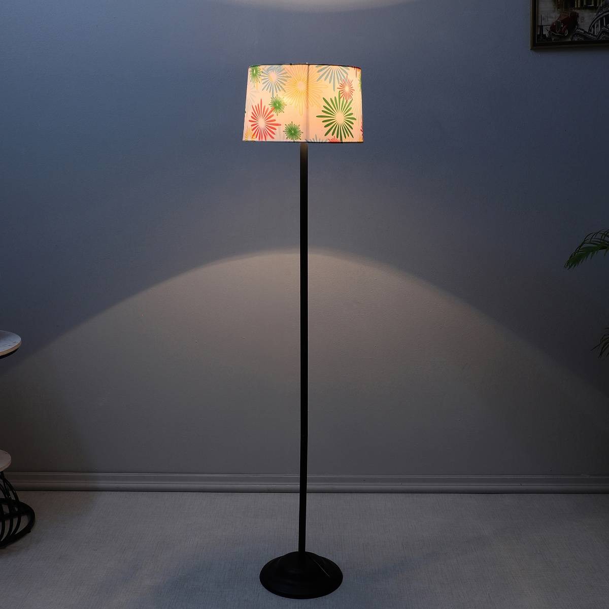 Tu Casa White Black Metal-Iron Base Foldable Floor Lamp With Floral Print For Bedroom