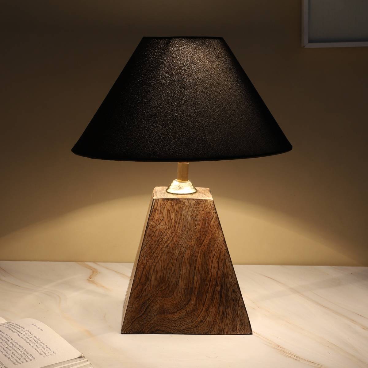 Tu Casa Black Mangowood Pyramid Style Table Lamp For Home Decoration