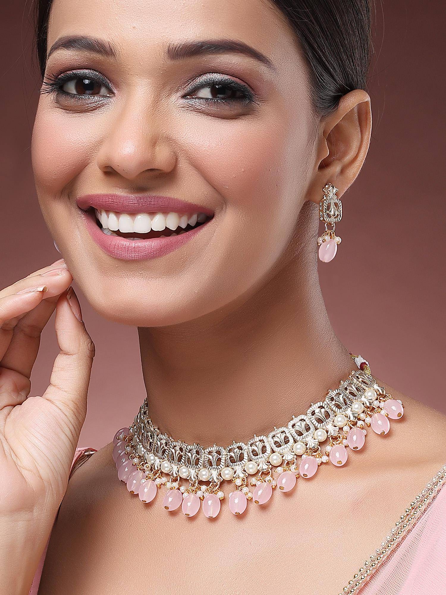 Karatcart Ethnic Gold Plated Kundan Choker Necklace With Earrings
