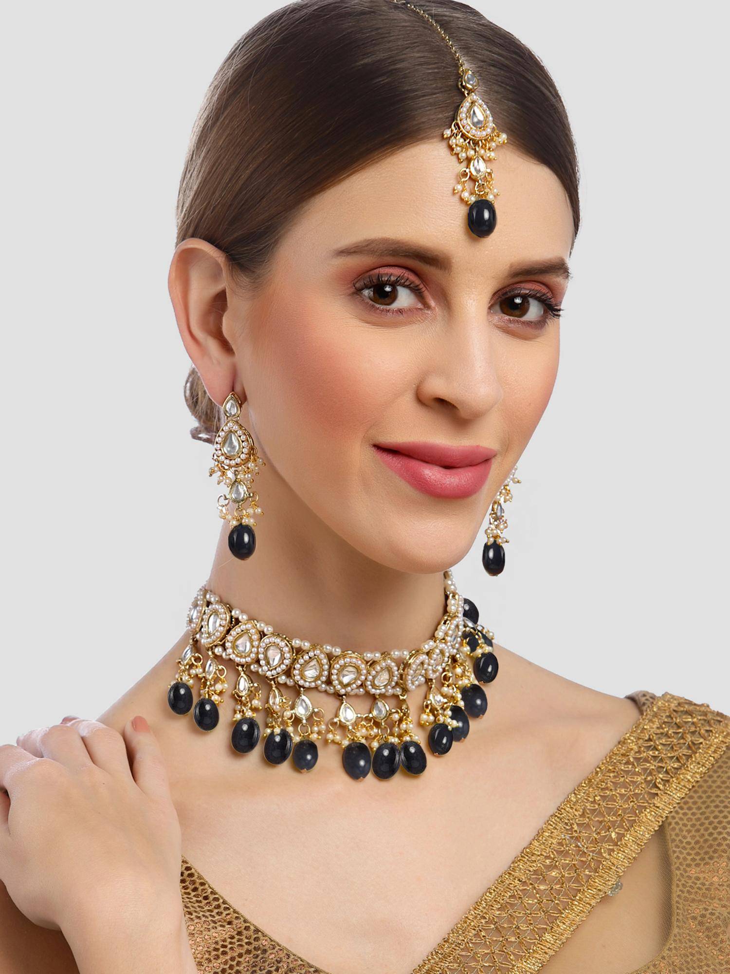 Karatcart Gold Plated Blue Tumble Choker Necklace With Earrings & Maangtika