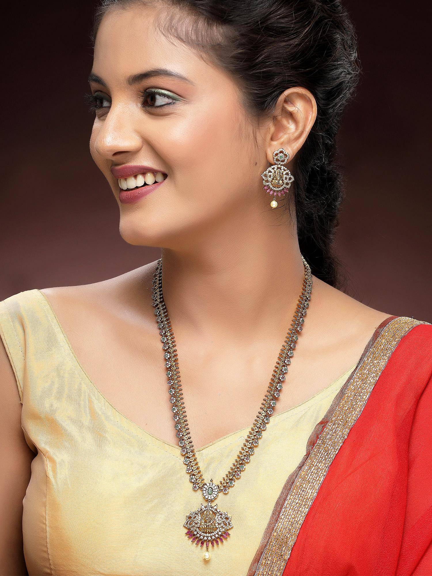 Karatcart Traditional Gold-Plated Laxmi Mata Rani Haar Temple Necklace With Earrings