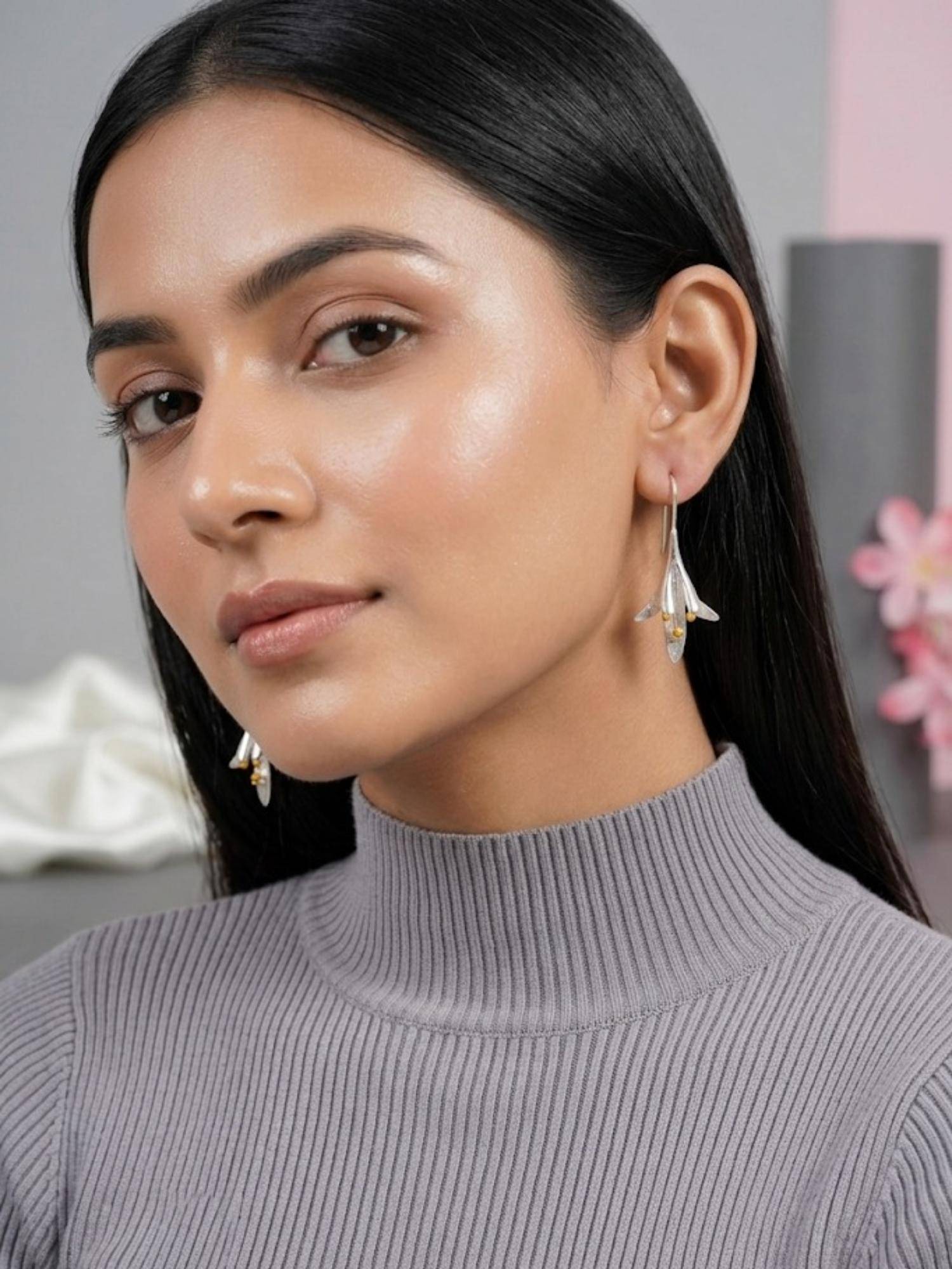 Niscka Delicate Tulip Silver Earrings