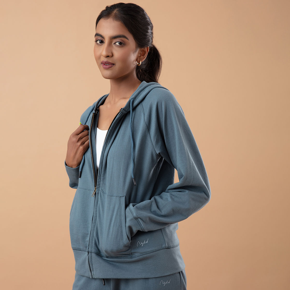 nykaa hoodie