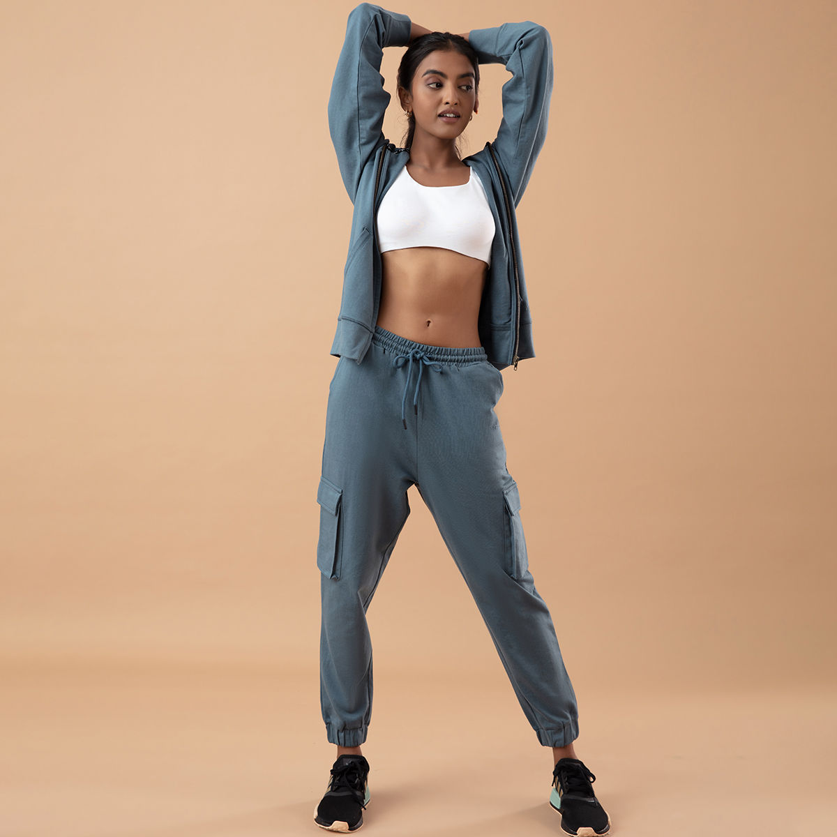 nykaa hoodie