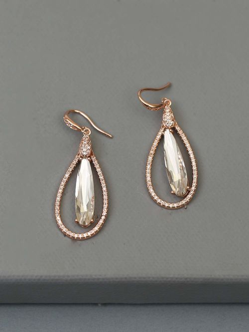 Bling Bag Rose Gold Sula Zirconia Earrings Buy Bling Bag Rose Gold Sula Zirconia Earrings Online At Best Price In India Nykaa Stock quote, stock chart, quotes, analysis, advice, financials and news for average target price.