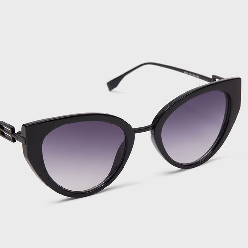Fendi Cat Eye Sunglasses Black
