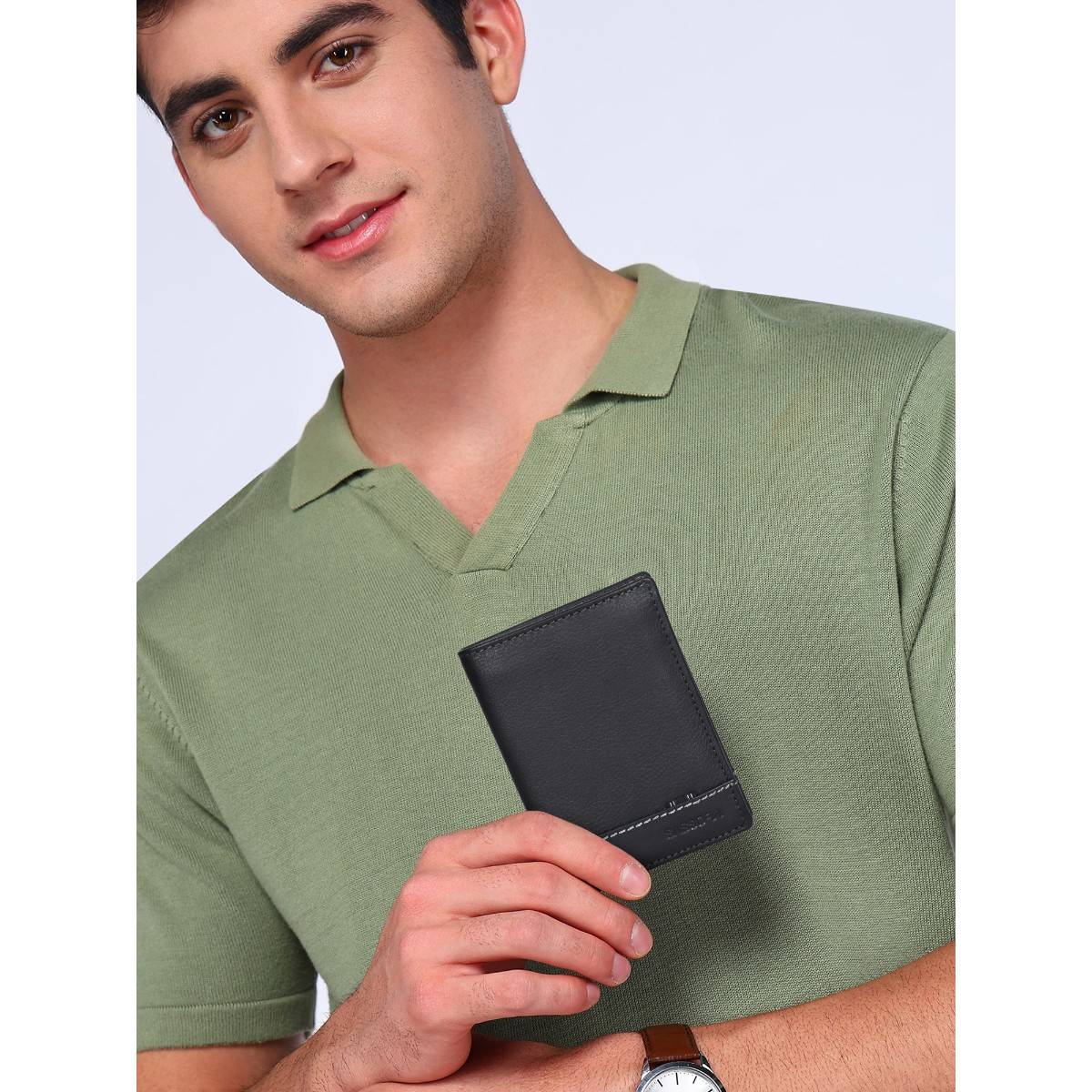 Sassora Black Premium Leather Men's Wallet (M)