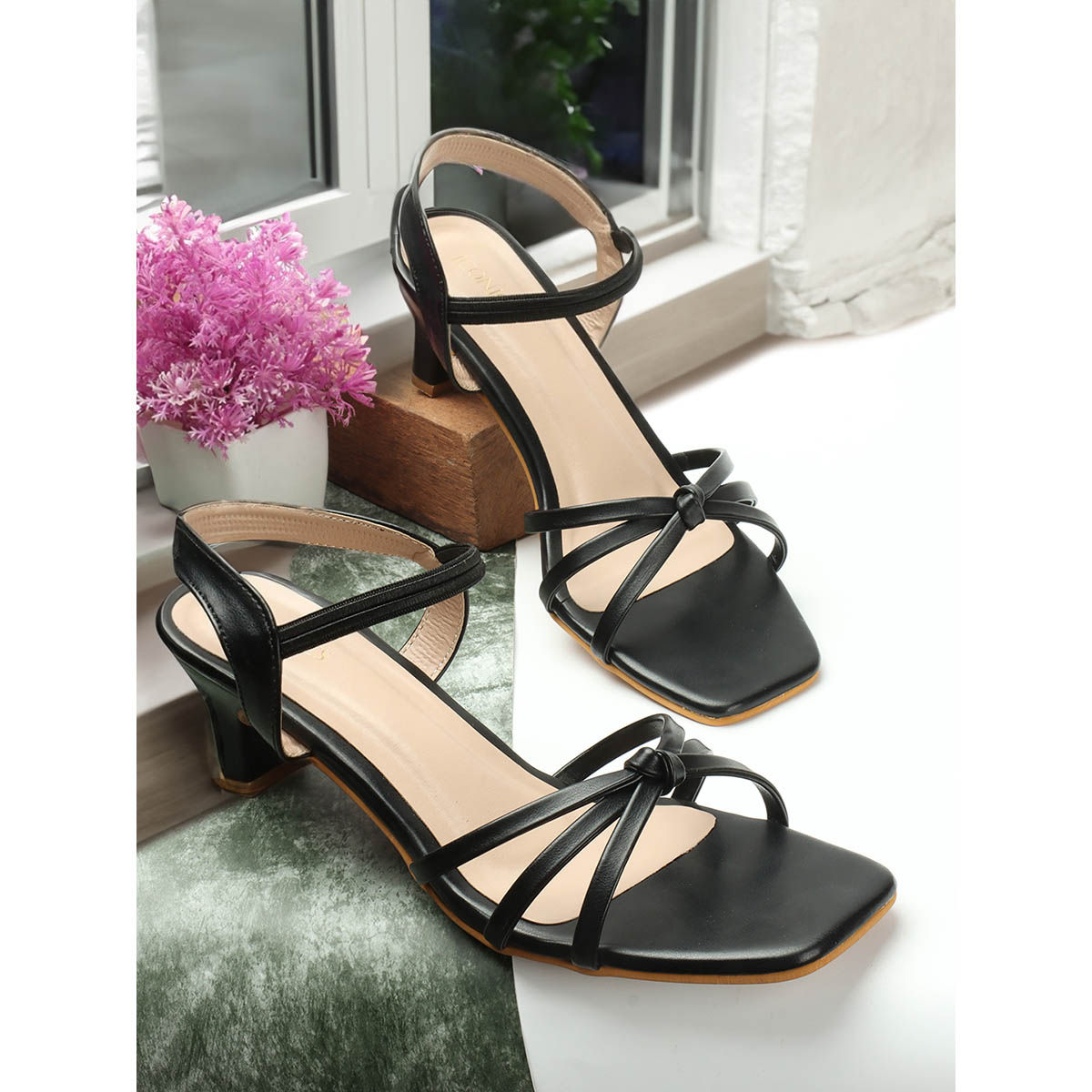 Comfortable sandals sale with backstrap